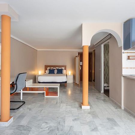 Francos 3 Sevilla Urban Apartment מראה חיצוני תמונה