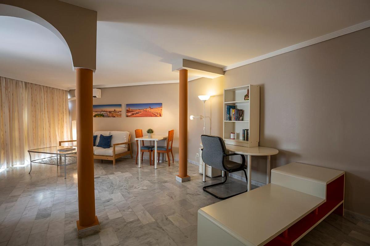 Francos 3 Sevilla Urban Apartment מראה חיצוני תמונה