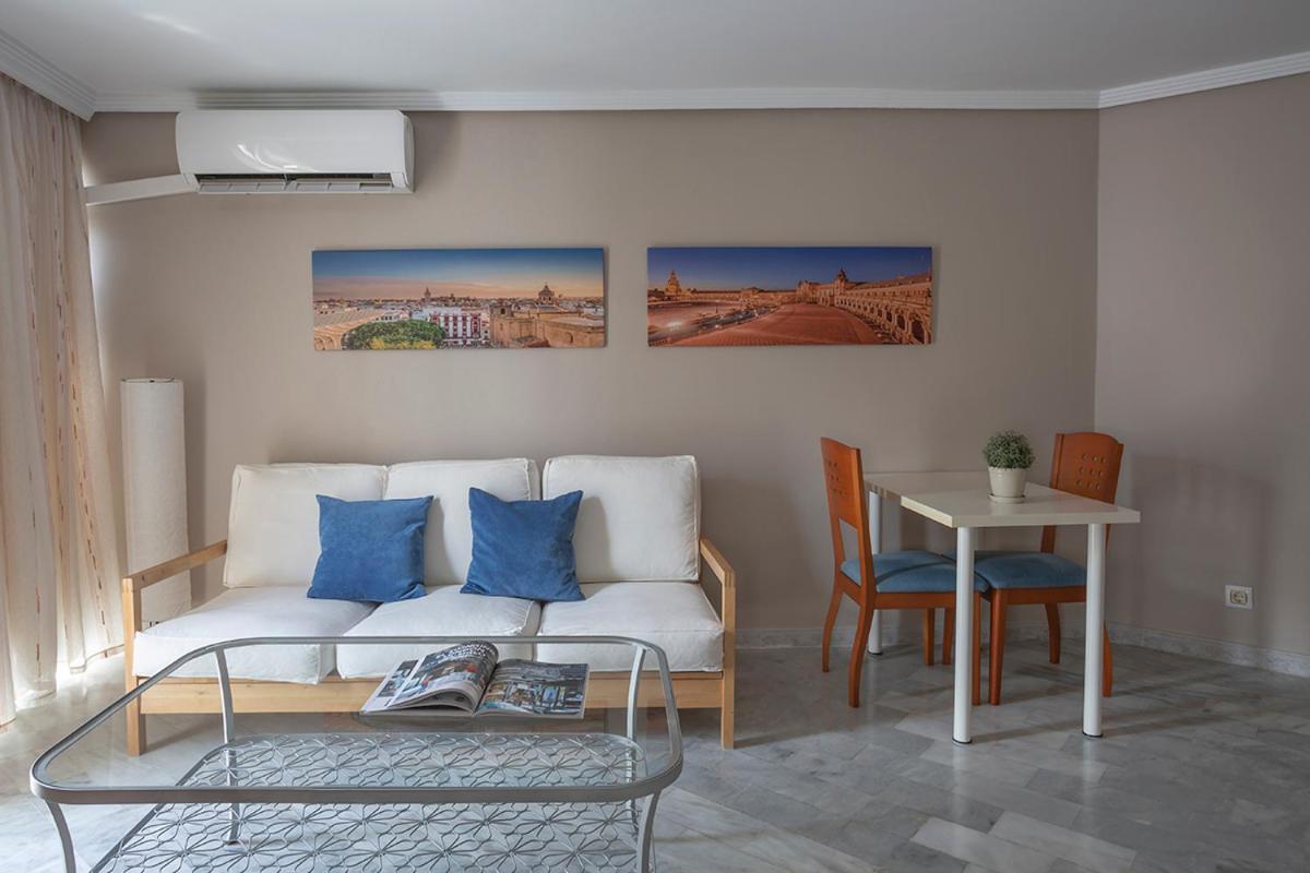 Francos 3 Sevilla Urban Apartment מראה חיצוני תמונה