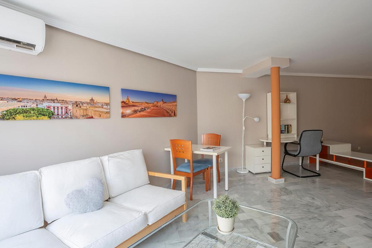 Francos 3 Sevilla Urban Apartment מראה חיצוני תמונה