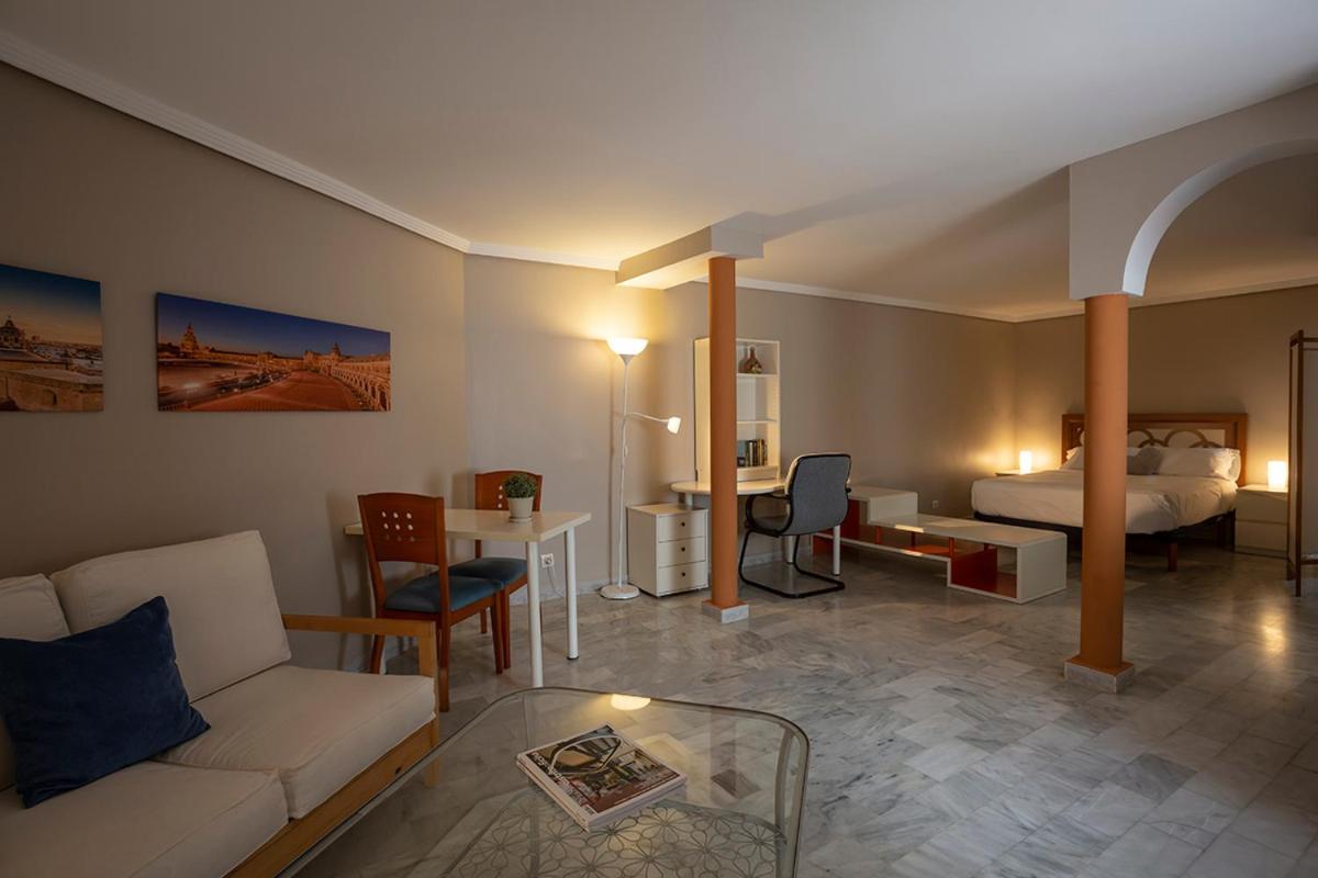 Francos 3 Sevilla Urban Apartment מראה חיצוני תמונה
