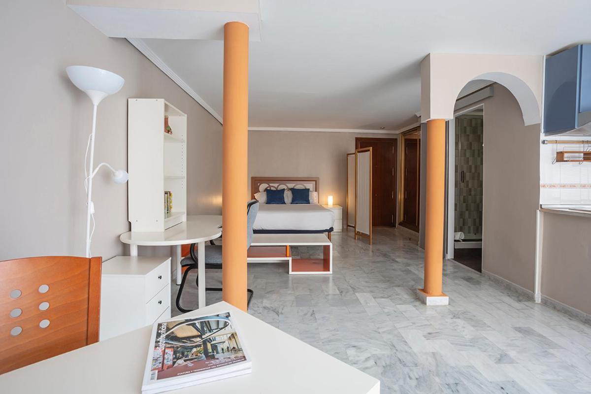Francos 3 Sevilla Urban Apartment מראה חיצוני תמונה