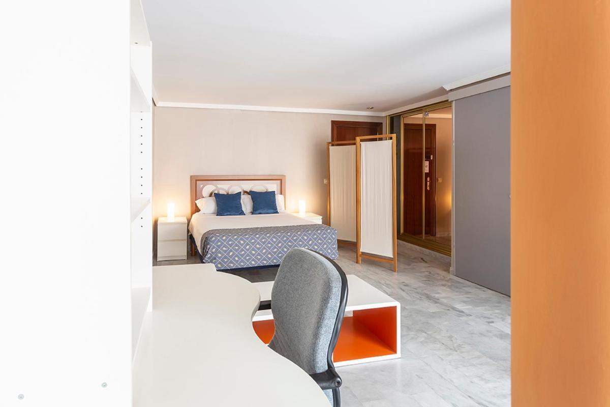 Francos 3 Sevilla Urban Apartment מראה חיצוני תמונה