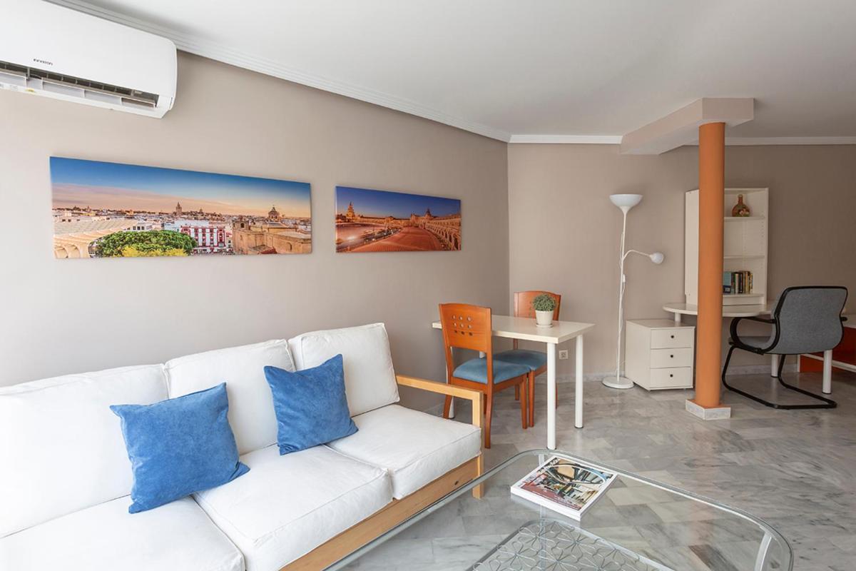 Francos 3 Sevilla Urban Apartment מראה חיצוני תמונה